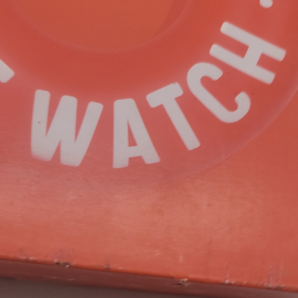 Sunnylife Red Pool Ring - Picture 4 of 8